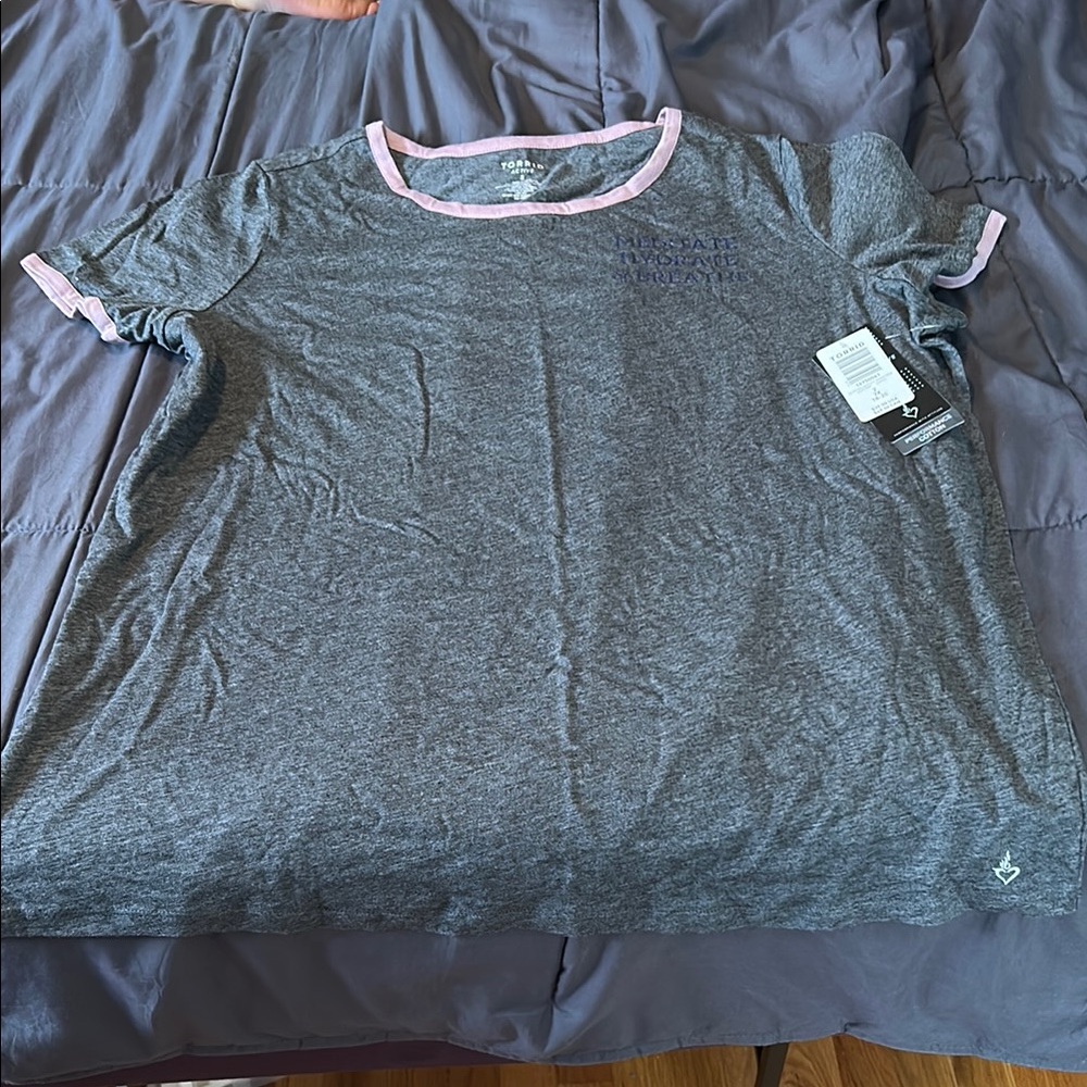 Torrid Active Plus Size 2 2X Gray Meditate Ringer Tee BNWT